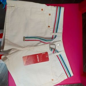 NWT White Levi’s Superlow Stretch Shorts
